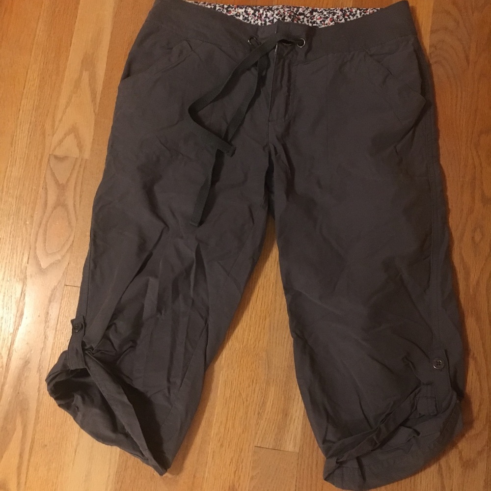 Columbia hiking capris activewear